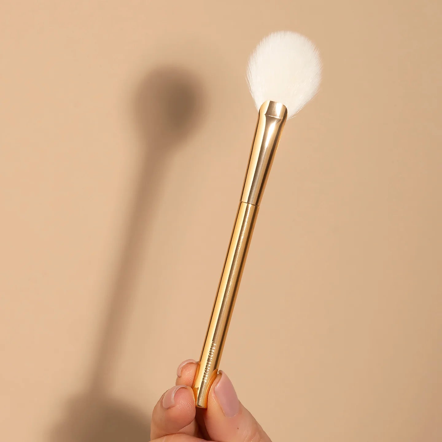 Brush 12 | Petite Highlighter Brush